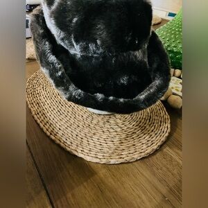 Faux Fur Black Hat